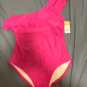 One-Shoulder Pink Swimsuit